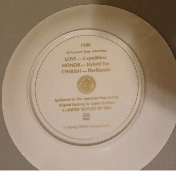 1980 American Rose Society Collector Plate Honor 10-Inch Hybrid Tea Gold Trim - Picture 2 of 2